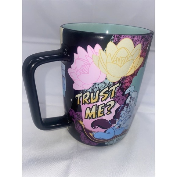 Disney Aladdin Jasmine Trust Me? Color Changing Coffee Mug New - Picture 1 of 5